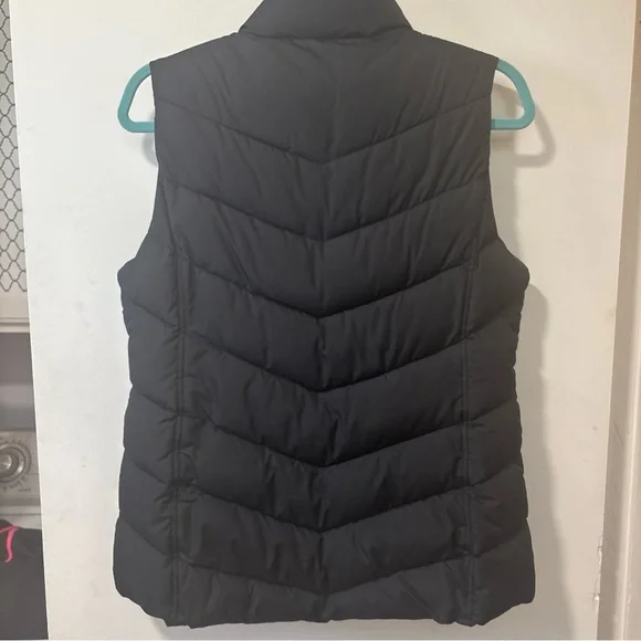 Gap Down Puffer Vest Black Full Zip Snap Button Pockets Insulated Size M - Picture 4 of 6